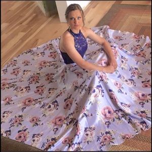 Size small. Worn once!